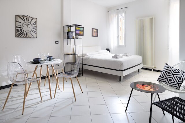 スタジオフラット ユニバーシティ