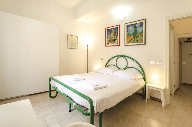 モリーン アパートメント