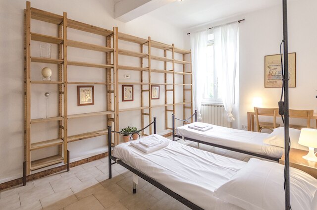 モリーン アパートメント