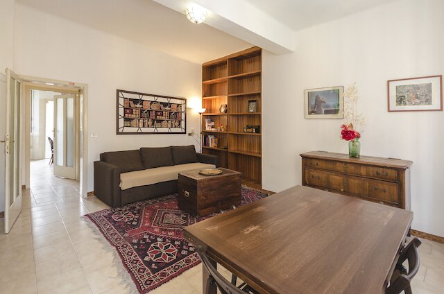 モリーン アパートメント