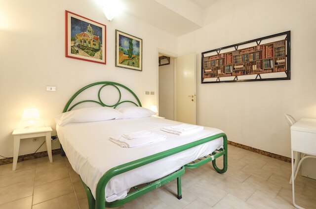 モリーン アパートメント