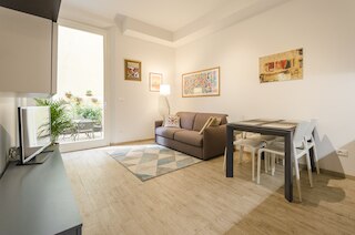 コロンナ ホーム