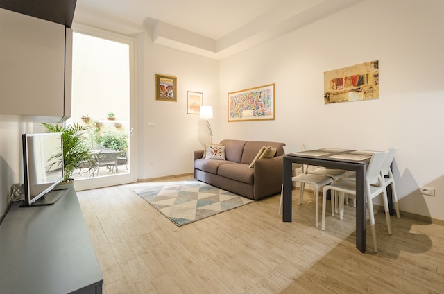 コロンナ ホーム