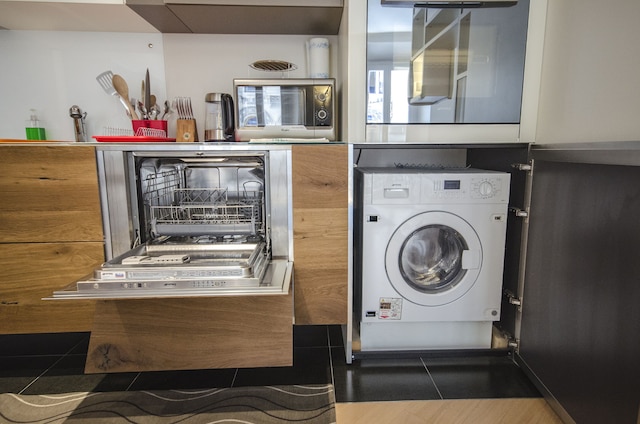 ラグジュアリー 65mq アンダー ザ 2 タワーズ