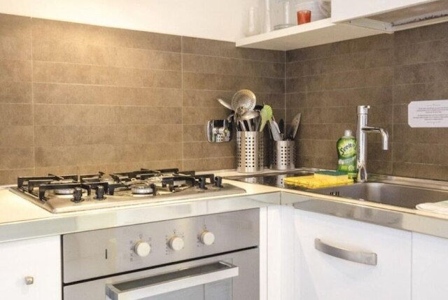 フラッシーナーゴ アパートメント