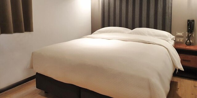 リバー イン ステーション (河堤漫旅站前館)