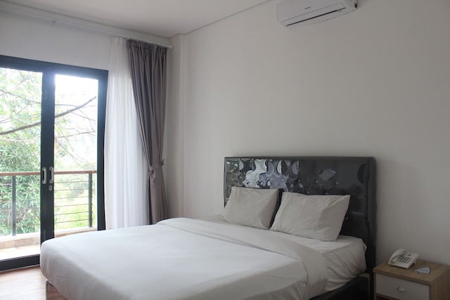 アー ユー アンド アイ ベッド アンド ブレックファスト