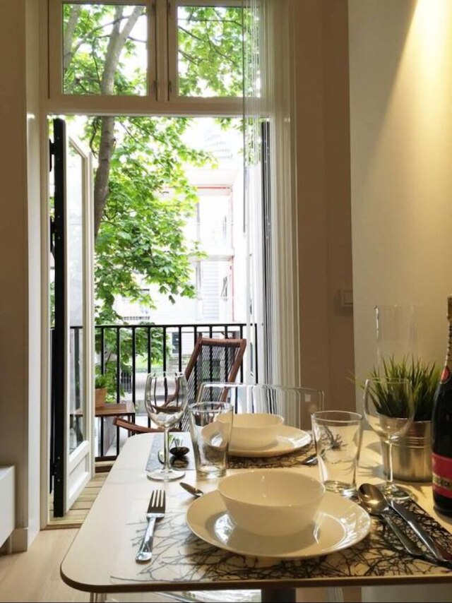 ステイプラス セントラル アパートメント バルコニー