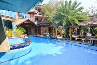 OYO マエスリ リゾート