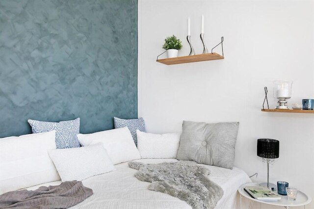 ステイプラス モダン スタジオ ニア ビスレト ゲームス