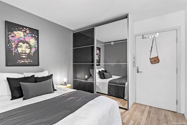 ステイプラス スタジオ ニア ヒップスター エリア