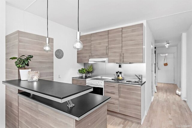 ステイプラス スタジオ ニア ヒップスター エリア