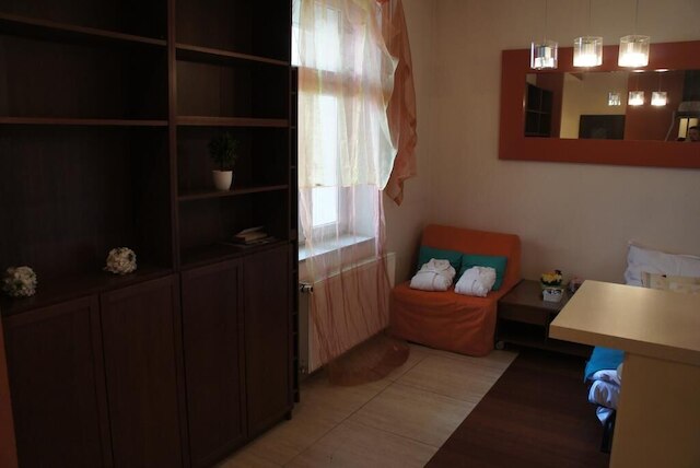 アレクスロクス アパートメンツ バースカ