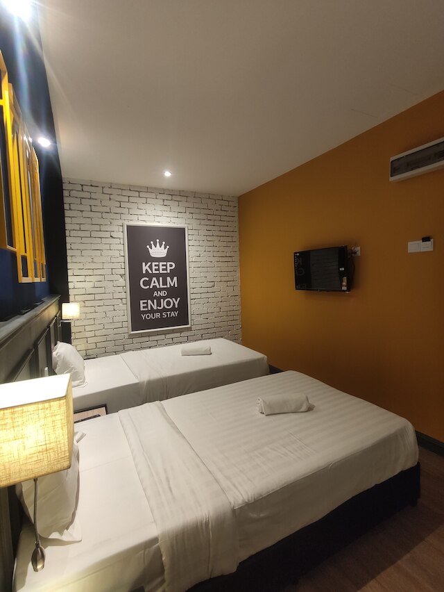 ソボテル ブティック ホテル USJ 9