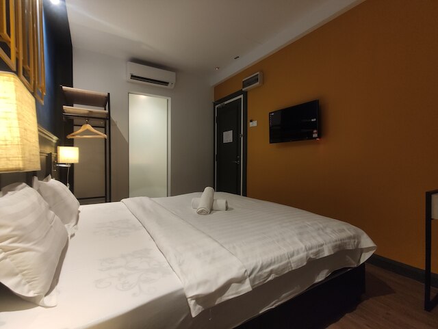 ソボテル ブティック ホテル USJ 9