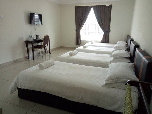 Hotel Mutiara KGMMB