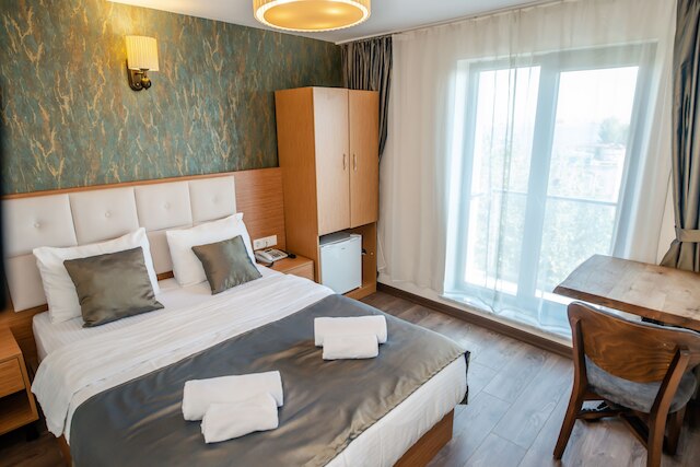 ザ キャメロット ホテル