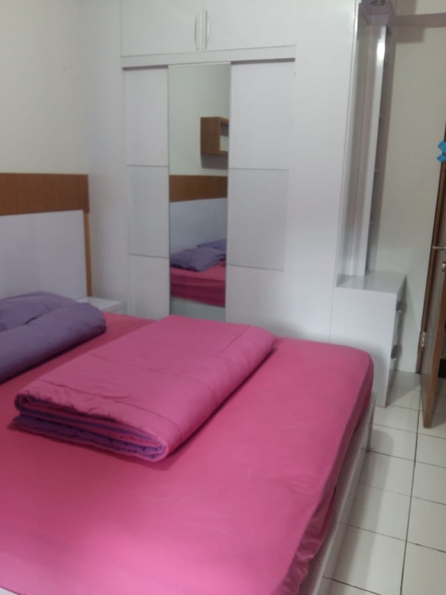 ゲートウェイ アパートメント セケーダス、DB プロパティ