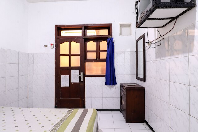 ホテル ガジャ マダ