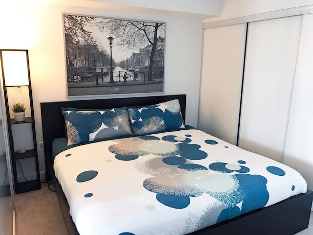 ラグジュアリー オープンコンセプト & レイク ビュー