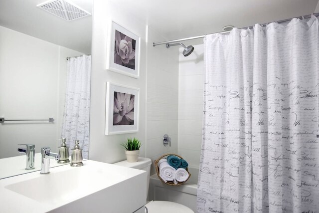 ラグジュアリー オープンコンセプト & レイク ビュー