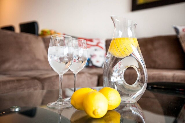 ラグジュアリー オープンコンセプト & レイク ビュー