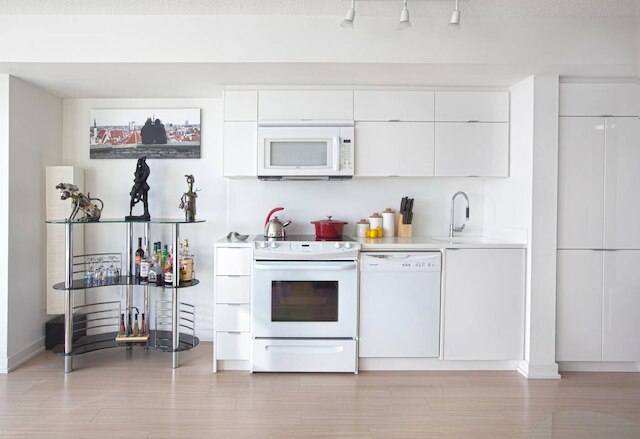 ラグジュアリー オープンコンセプト & レイク ビュー