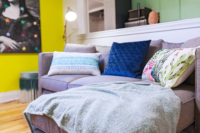 カラフルなアパートメント、ベッドルーム 2 室