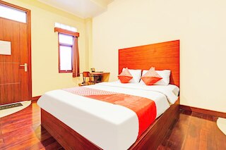 オテル O パスツール ニア ヌアート スカルプチャー パーク フォーマリー マレオ エクスクルーシブ