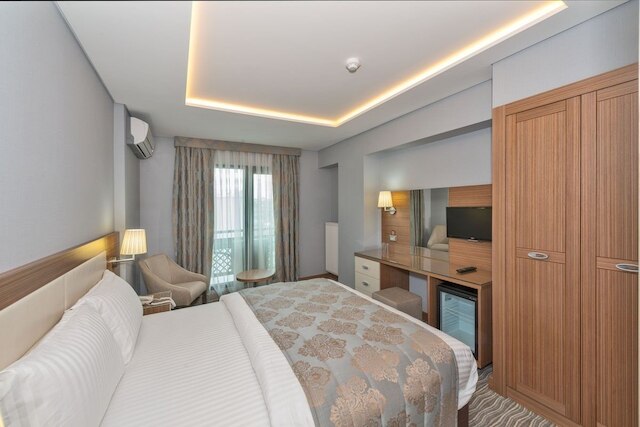 フローレンサ シティ ホテル