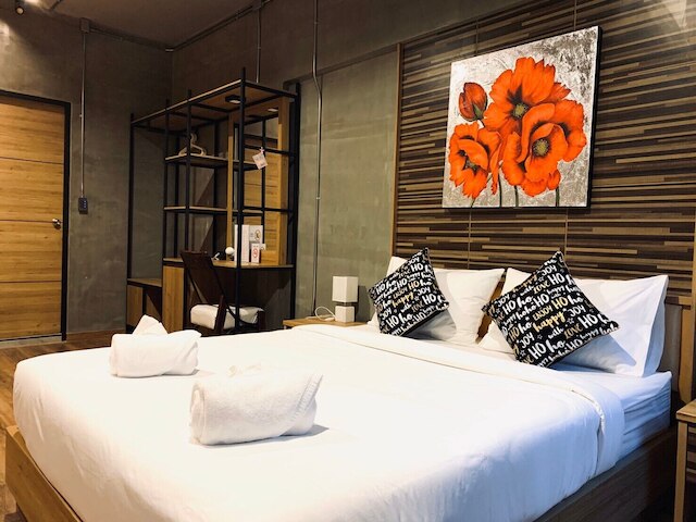 ピンホステル - 大人限定