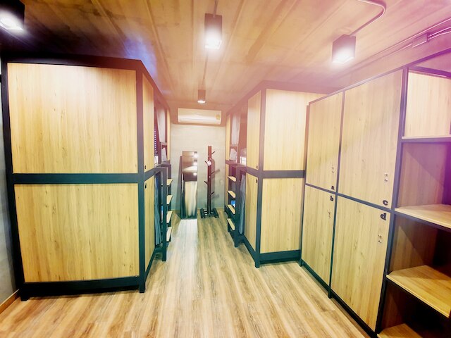 ピンホステル - 大人限定