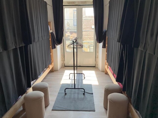 オープン ワールド ホステル