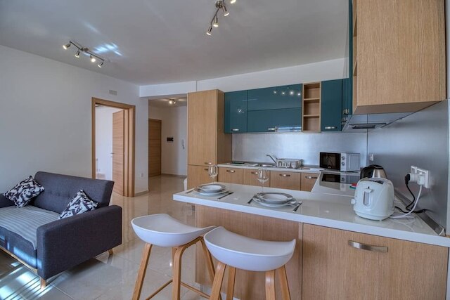 ジュリアンズ アパートメンツ