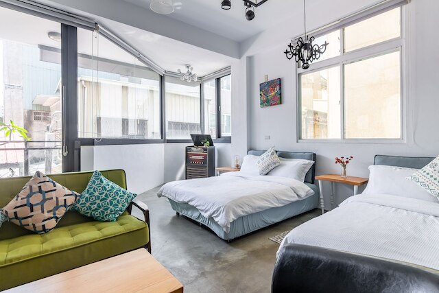 アート ステーション X レジデンス (芸術進駐)