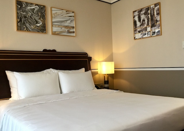 ホテル デュ モンデ アート