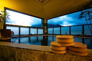 和モダン温泉館 湯布院あかりの宿