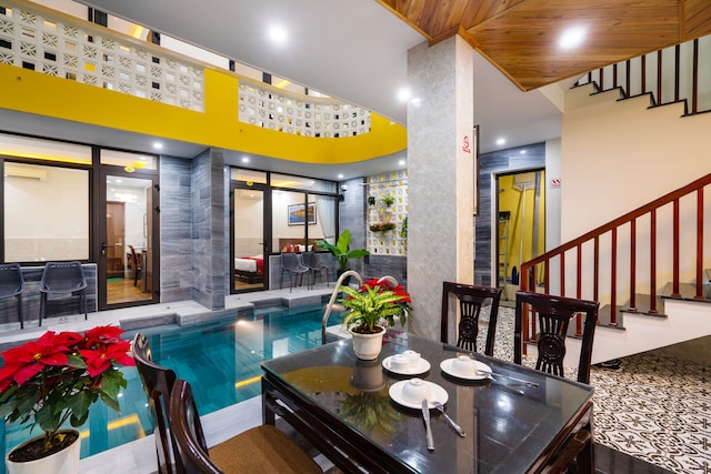 ザ リット ヴィラ