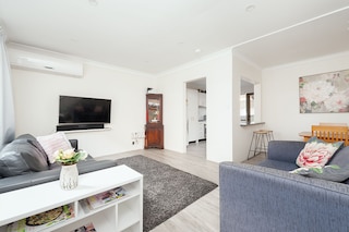 コンフィー & コンビニエント ホームブッシュ ウェスト