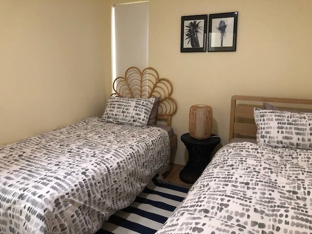 エスケープ トゥー ストラスフィールド、8 名様用