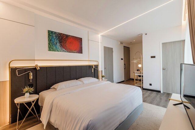 レガッタ ステイ コジ スクエア クチン