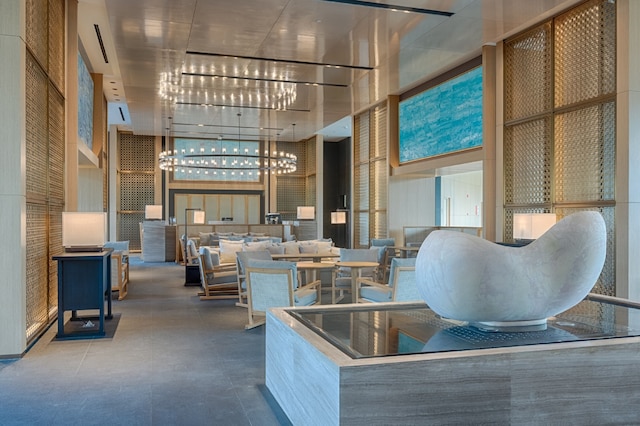 シーラ モノグラム ダナン