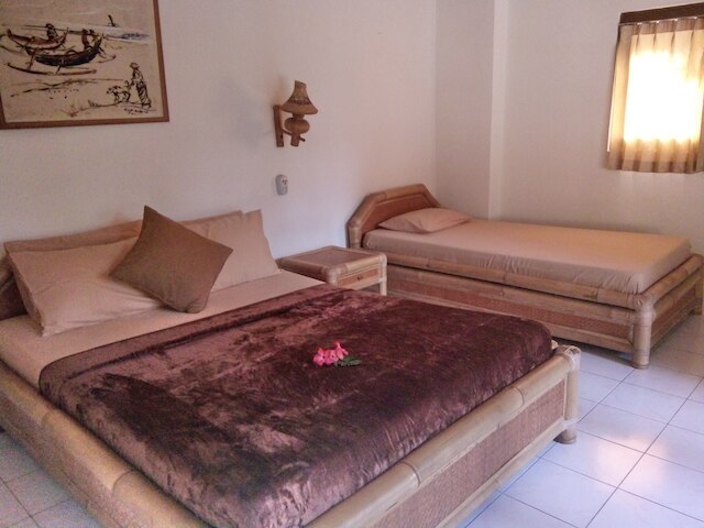 インラプラスタ 2 バンガロー