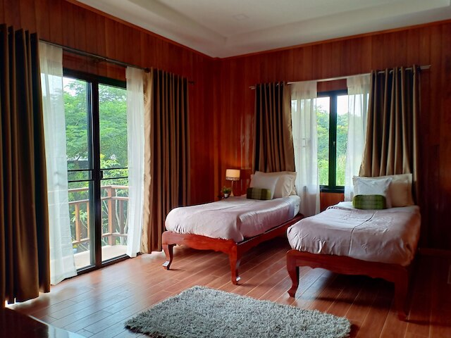 バーンブア ノンレン