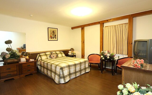 タイトン ガーデン キャビン (台東縣龍星花園度假木屋)