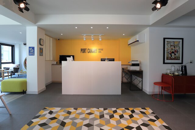 ポート カナリー ホテル