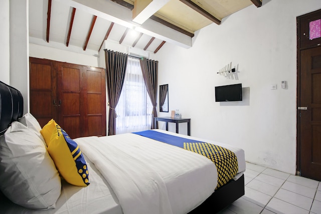 スポット オン 2107 イジョ ププス シャリア レジデンス