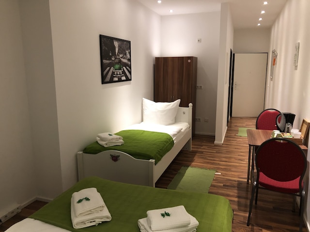 ペンション バクー