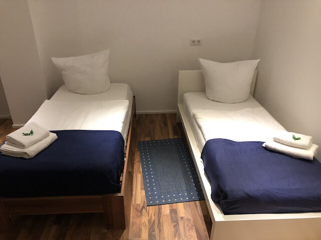 ペンション バクー