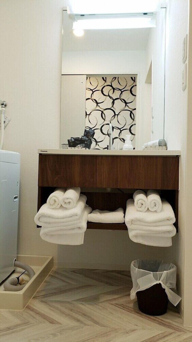 オーシャンビュー アラハ 202 号室